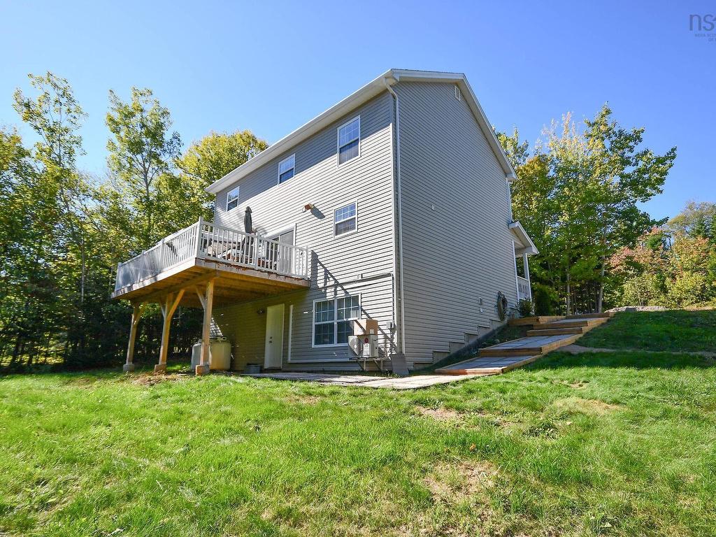 












53 Rivendale Drive

,
Beaver Bank,




NS
B4G 1B6

