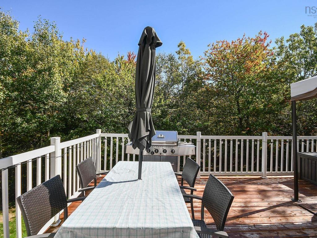 












53 Rivendale Drive

,
Beaver Bank,




NS
B4G 1B6

