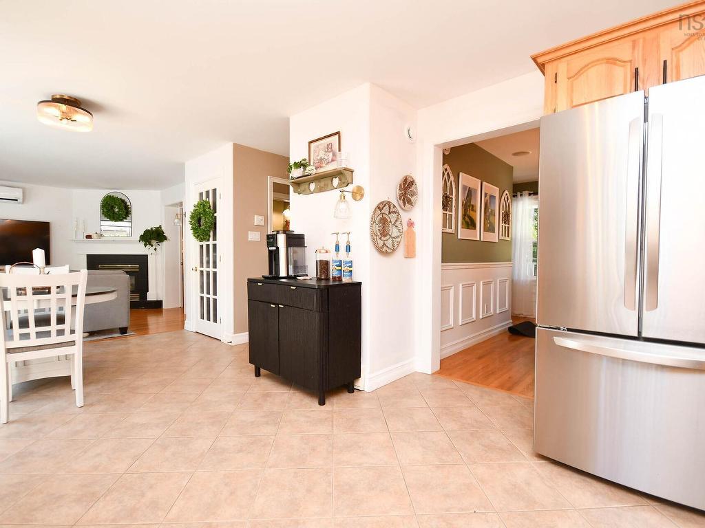 












53 Rivendale Drive

,
Beaver Bank,




NS
B4G 1B6

