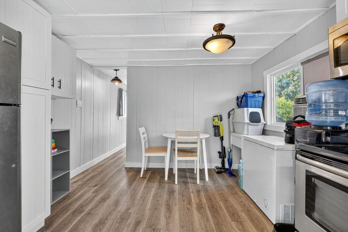 









8945


HWY 97N

, 34,
Kelowna,




BC
V4V 1E8

