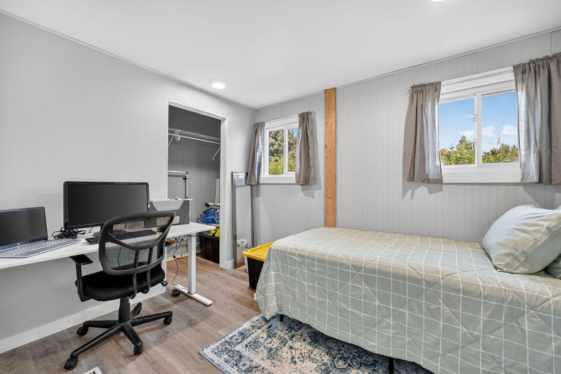 









8945


HWY 97N

, 34,
Kelowna,




BC
V4V 1E8

