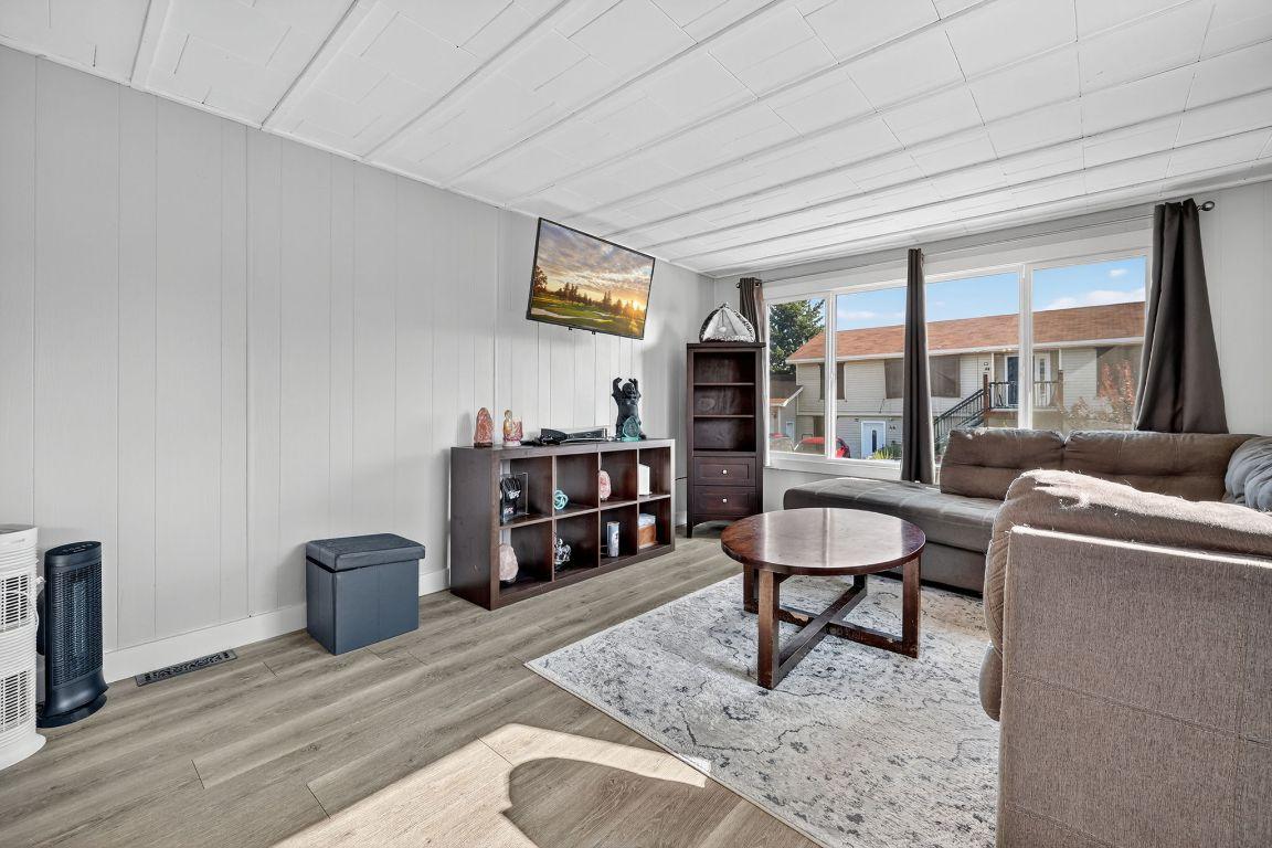 









8945


HWY 97N

, 34,
Kelowna,




BC
V4V 1E8

