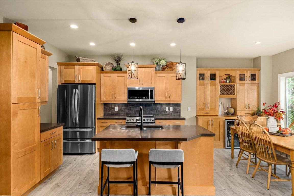 









2551


Paramount

Drive,
West Kelowna,




BC
V4T 3H5

