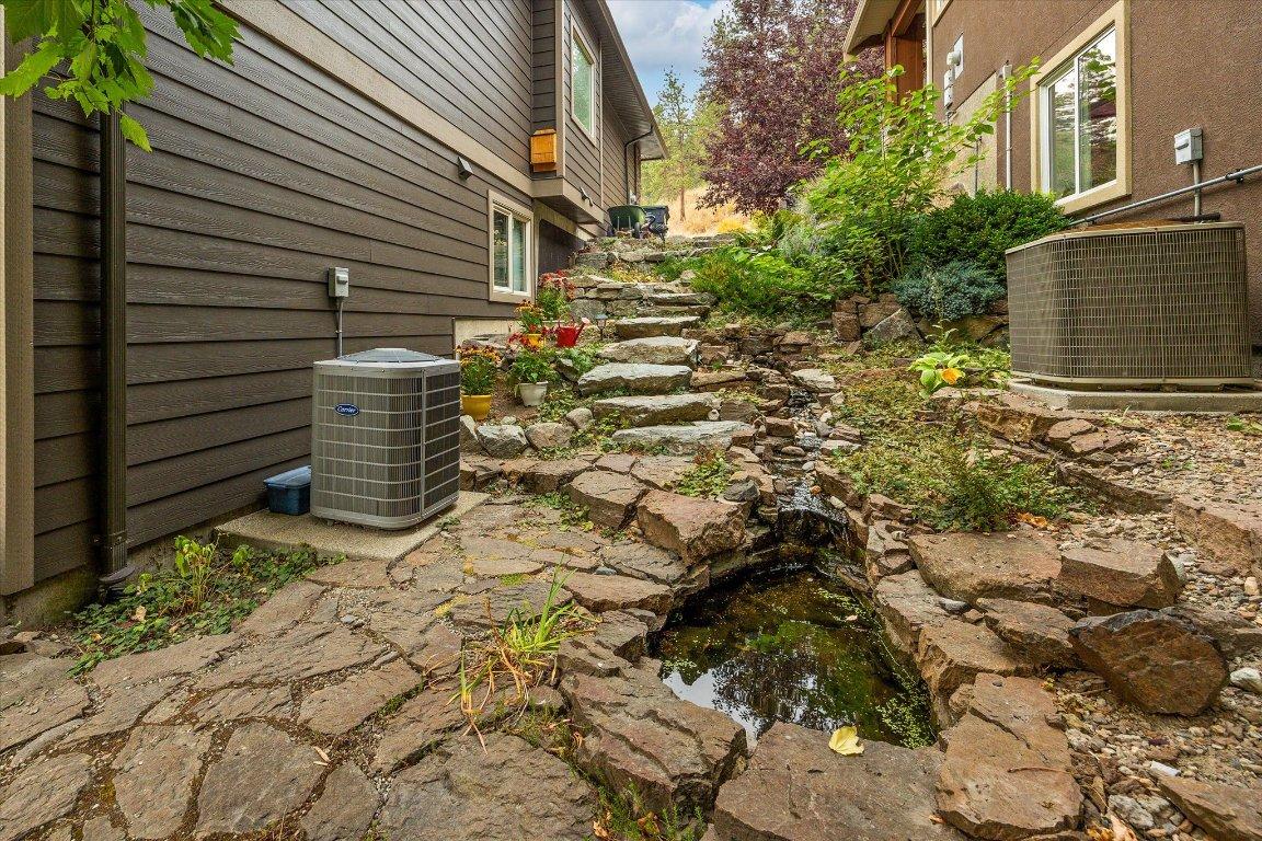 









2551


Paramount

Drive,
West Kelowna,




BC
V4T 3H5

