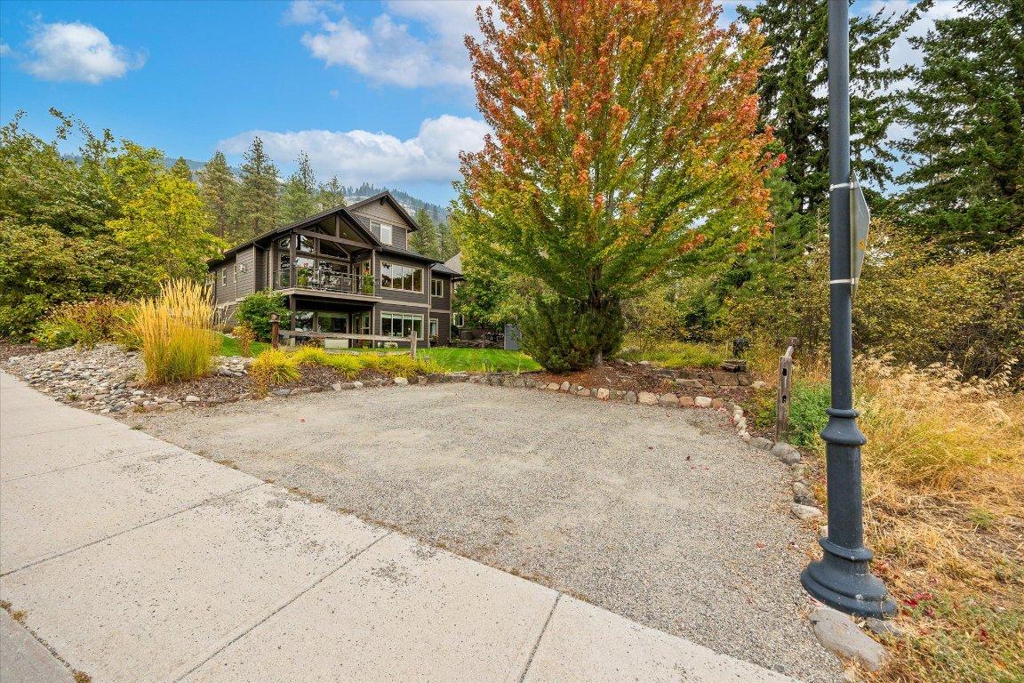 









2551


Paramount

Drive,
West Kelowna,




BC
V4T 3H5

