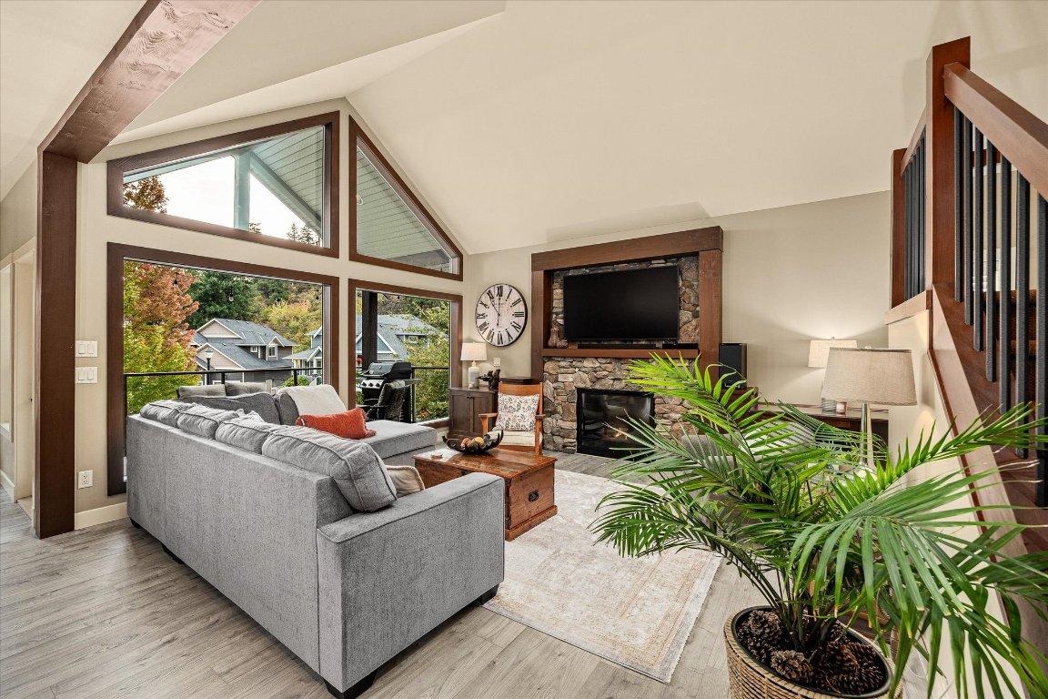 









2551


Paramount

Drive,
West Kelowna,




BC
V4T 3H5

