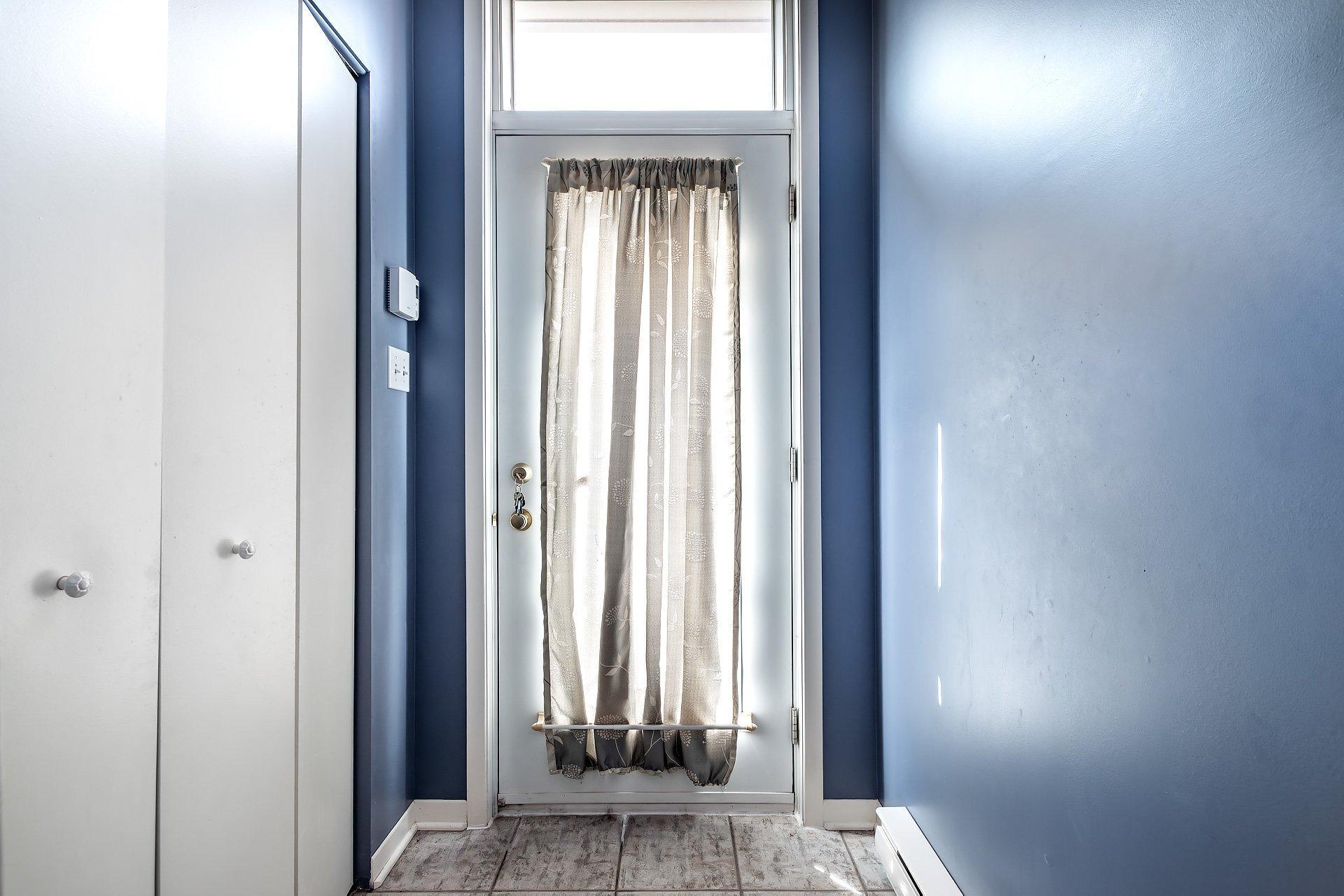









438


Boul. Nobert

,
Longueuil (Le Vieux-Longueuil),




QC
J4J5L8

