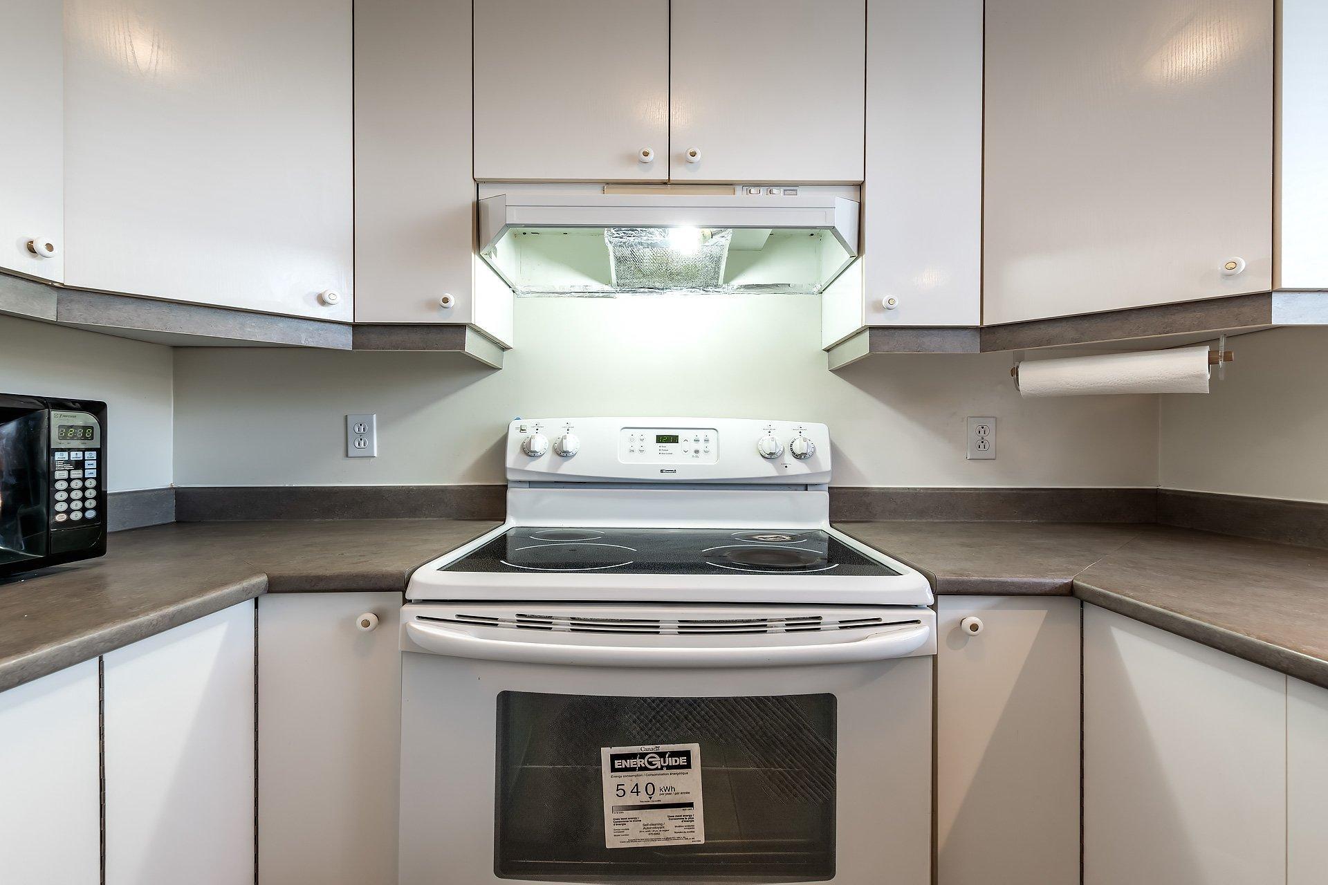 









438


Boul. Nobert

,
Longueuil (Le Vieux-Longueuil),




QC
J4J5L8

