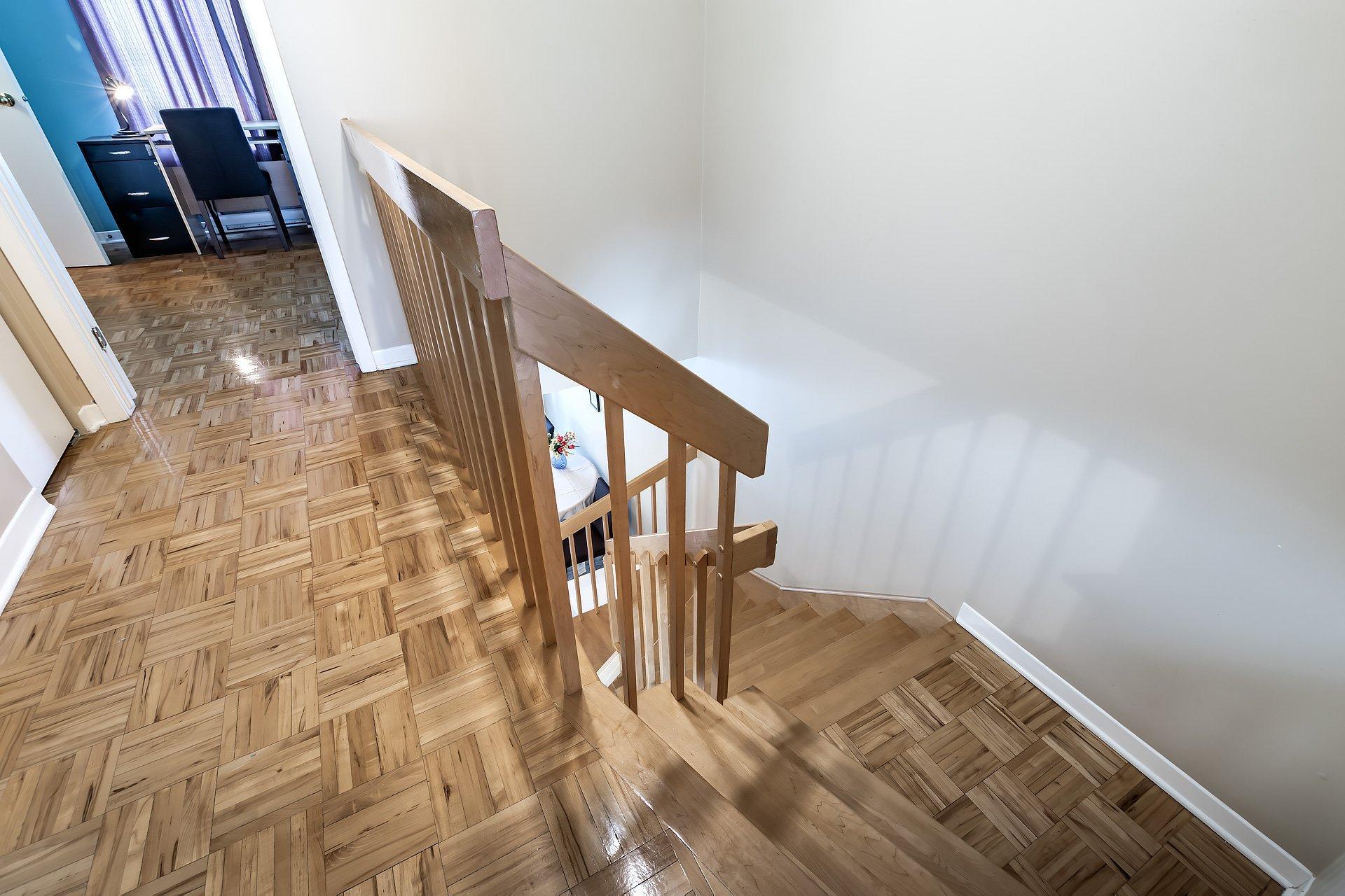 









438


Boul. Nobert

,
Longueuil (Le Vieux-Longueuil),




QC
J4J5L8

