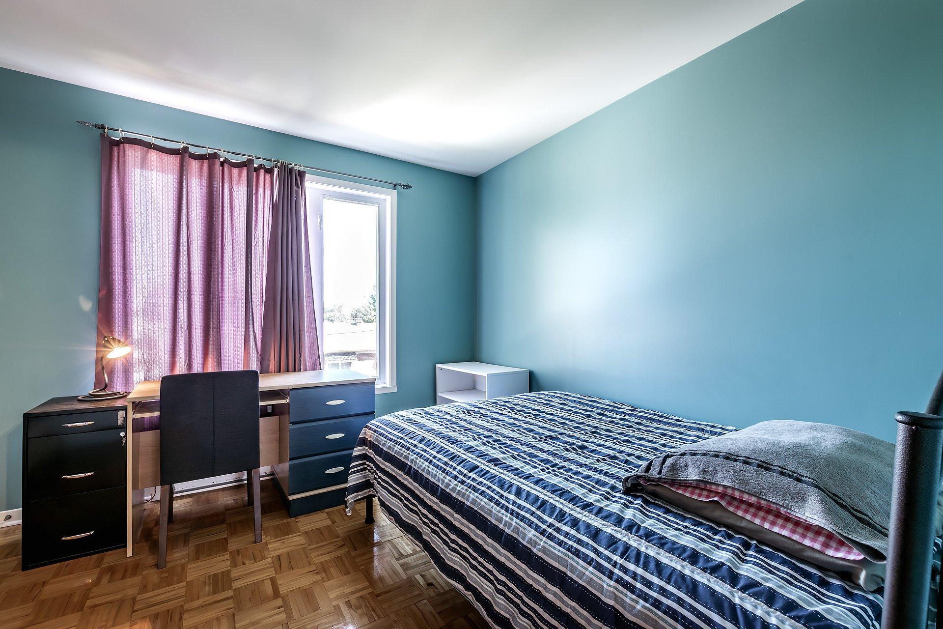 









438


Boul. Nobert

,
Longueuil (Le Vieux-Longueuil),




QC
J4J5L8

