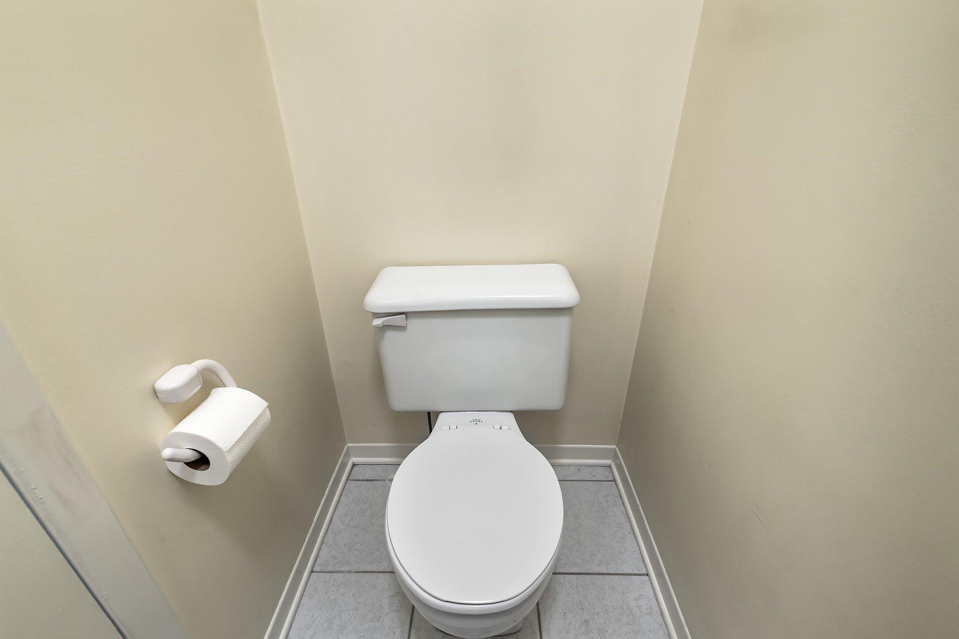 









438


Boul. Nobert

,
Longueuil (Le Vieux-Longueuil),




QC
J4J5L8

