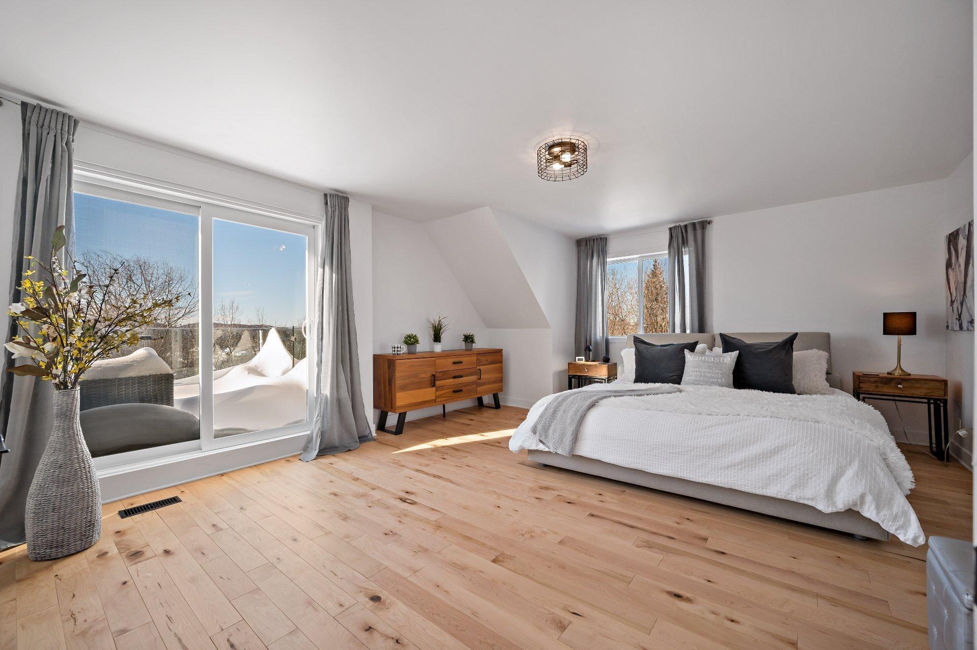 









22


Rue des Ardoises

,
Sainte-Agathe-des-Monts,




QC
J8C3N2

