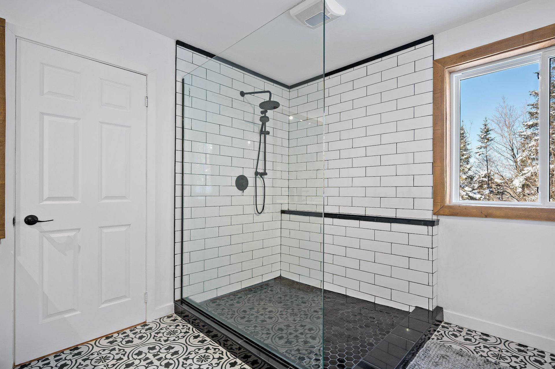 









22


Rue des Ardoises

,
Sainte-Agathe-des-Monts,




QC
J8C3N2

