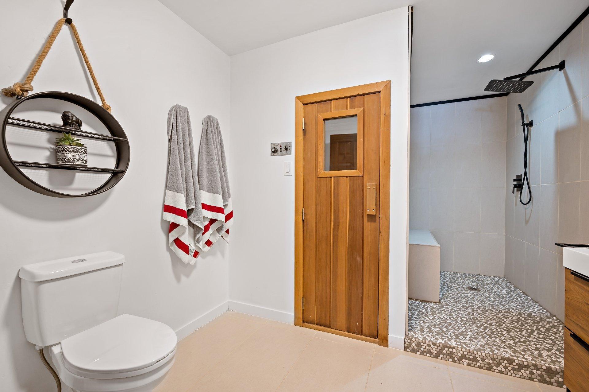 









22


Rue des Ardoises

,
Sainte-Agathe-des-Monts,




QC
J8C3N2

