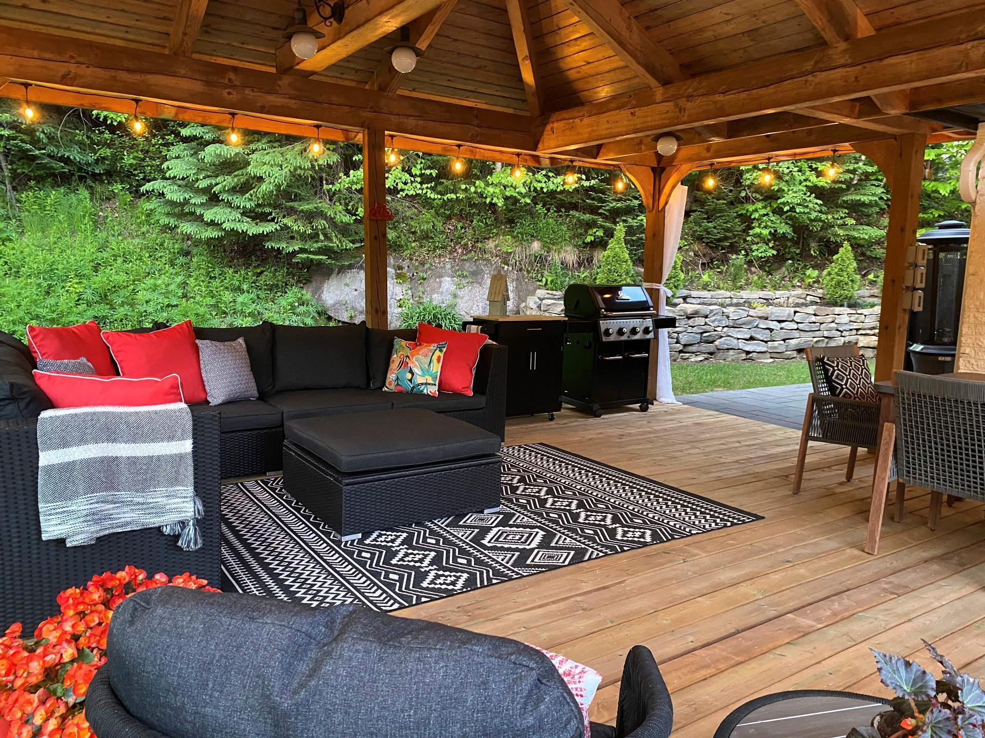 









22


Rue des Ardoises

,
Sainte-Agathe-des-Monts,




QC
J8C3N2

