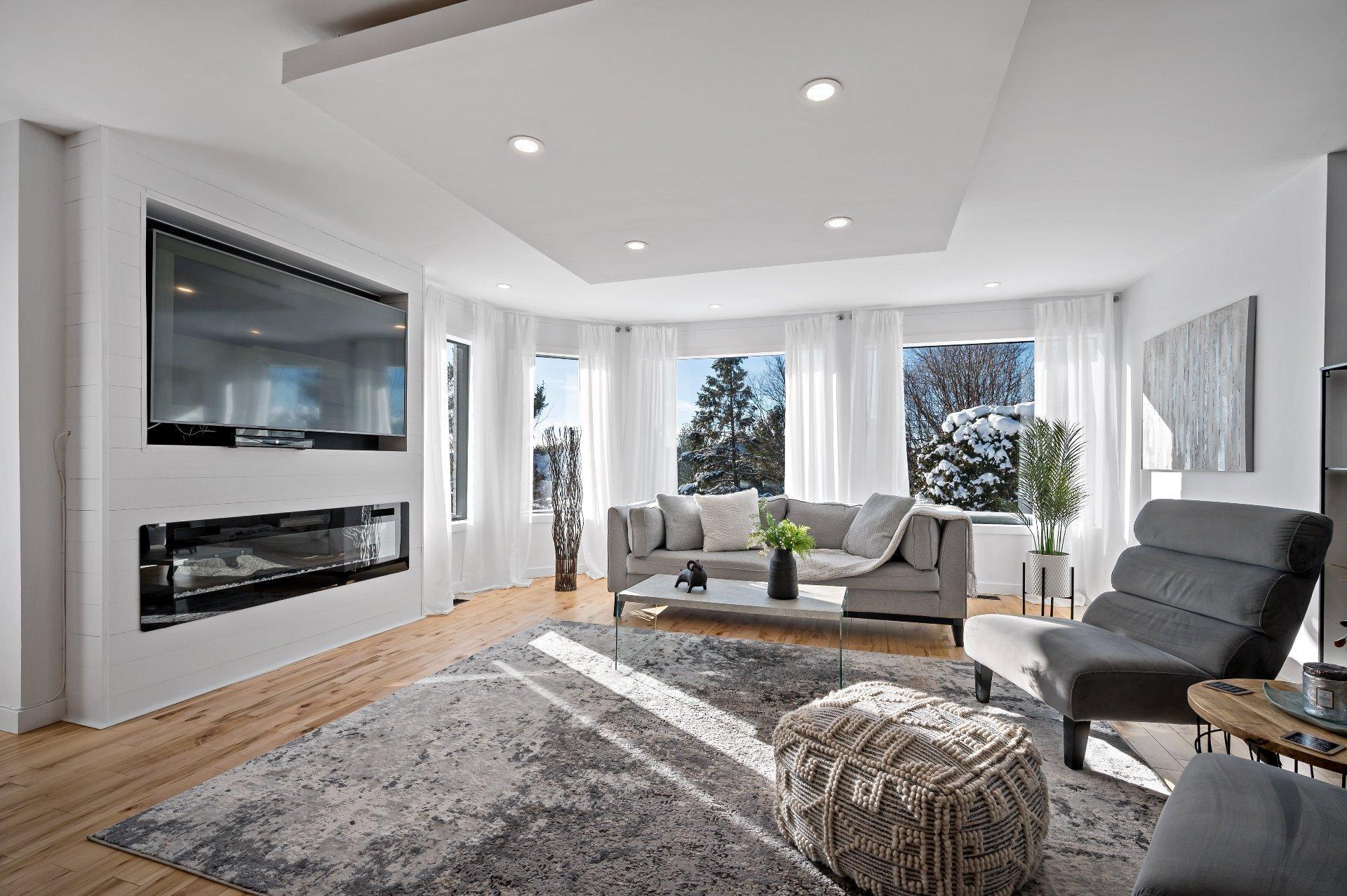 









22


Rue des Ardoises

,
Sainte-Agathe-des-Monts,




QC
J8C3N2

