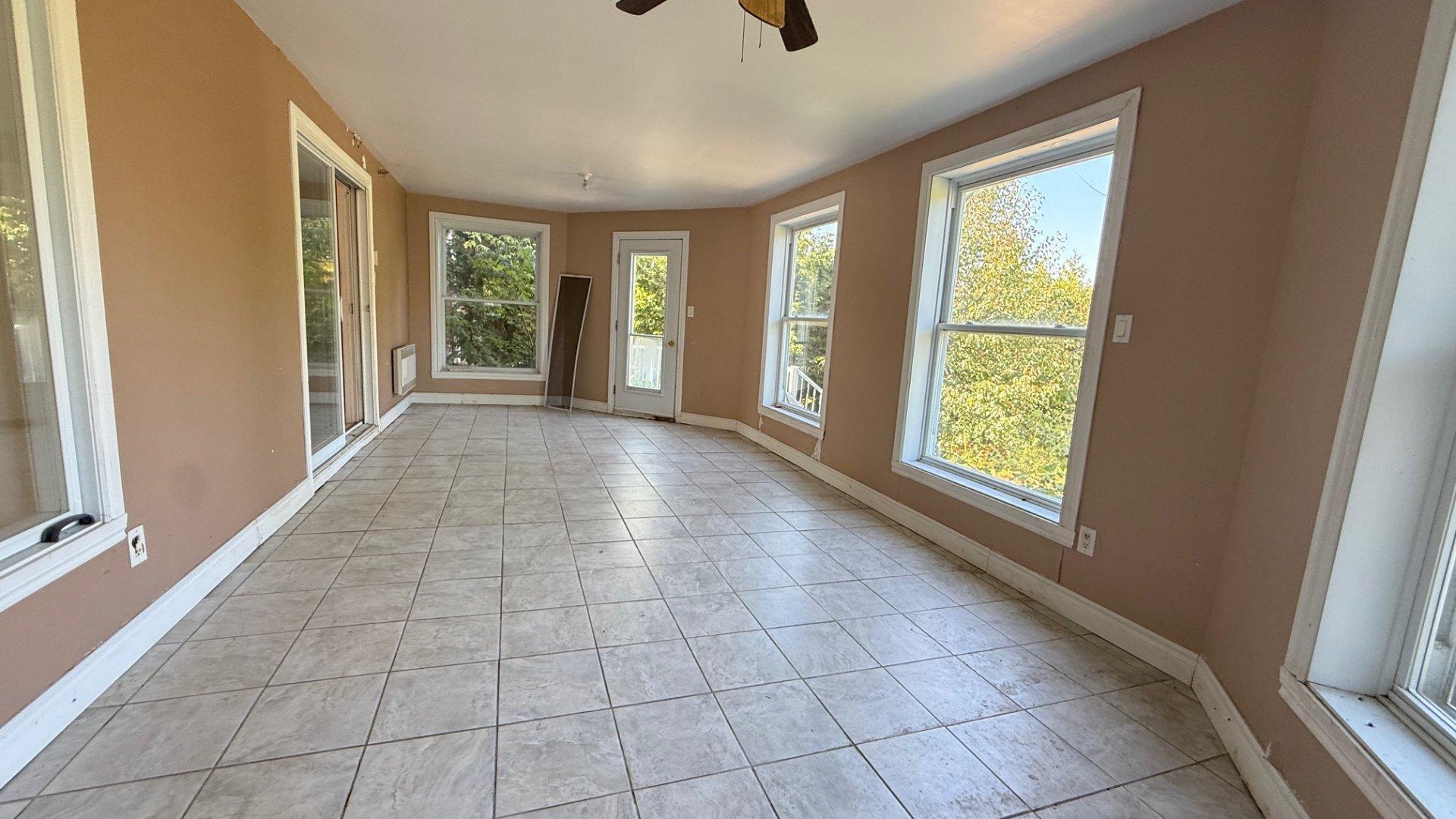 









2482


Ch. Bellerive

,
Carignan,




QC
J3L4J9

