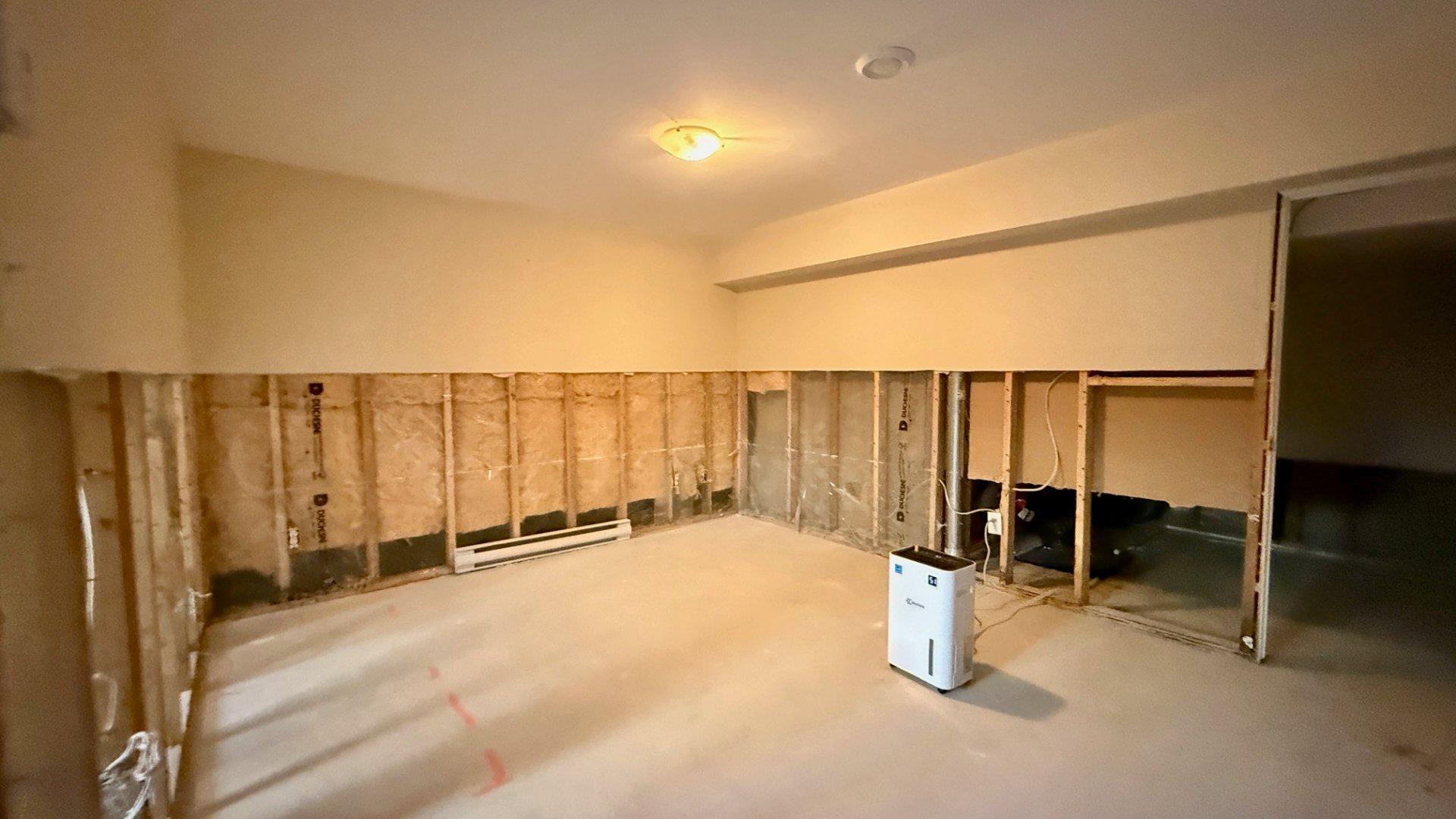 









2482


Ch. Bellerive

,
Carignan,




QC
J3L4J9

