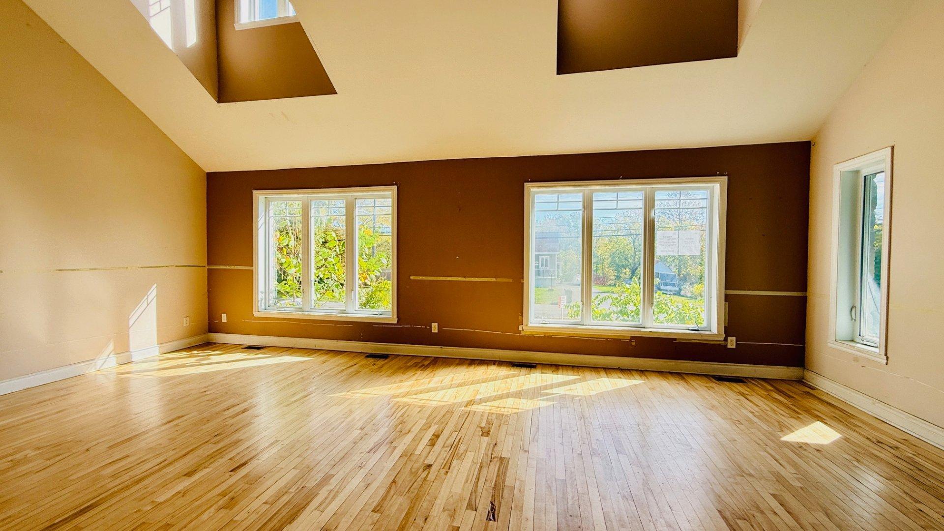 









2482


Ch. Bellerive

,
Carignan,




QC
J3L4J9

