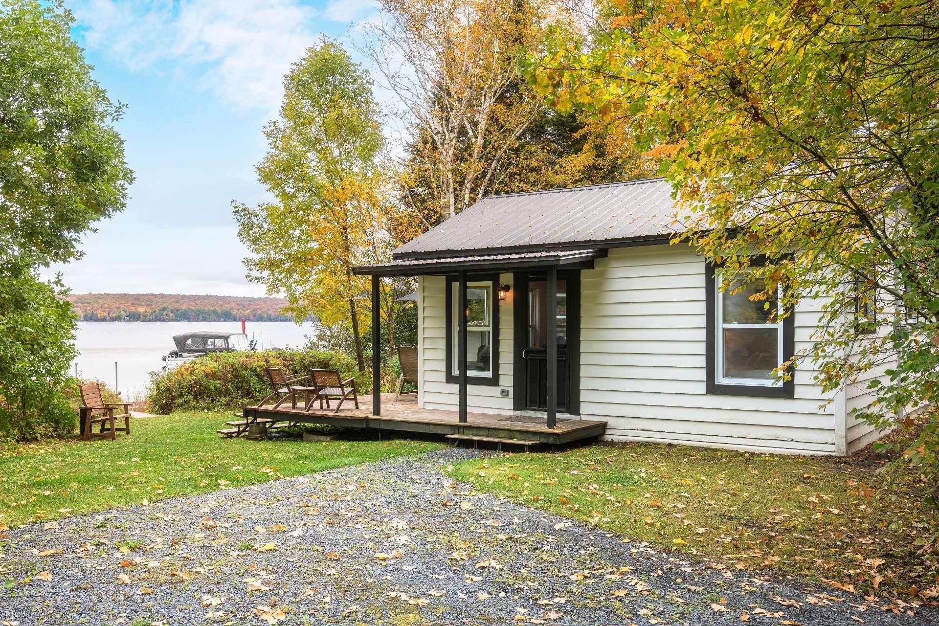 









301


Rg des Granites

,
Stratford,




QC
G0Y1P0

