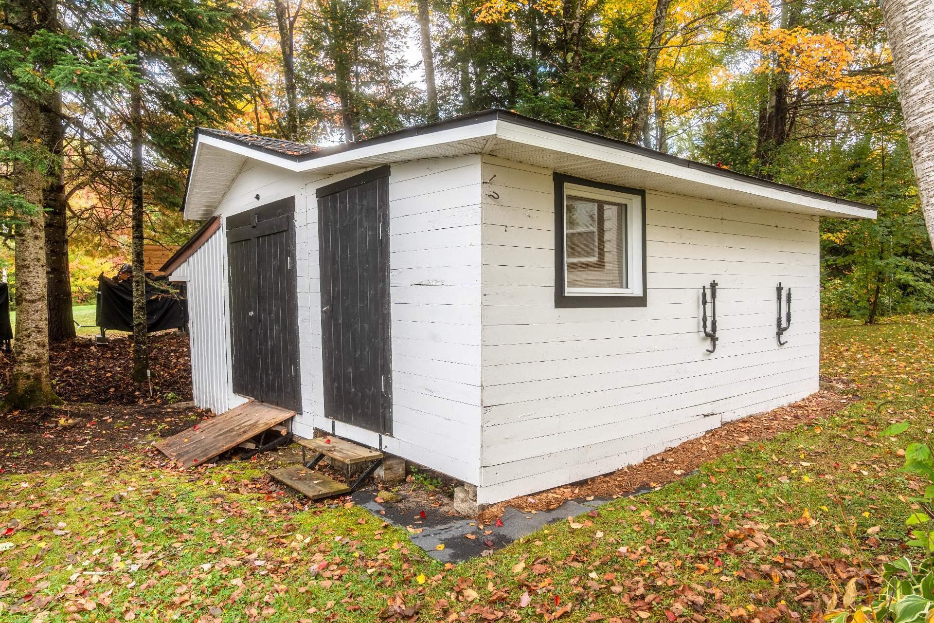 









301


Rg des Granites

,
Stratford,




QC
G0Y1P0


