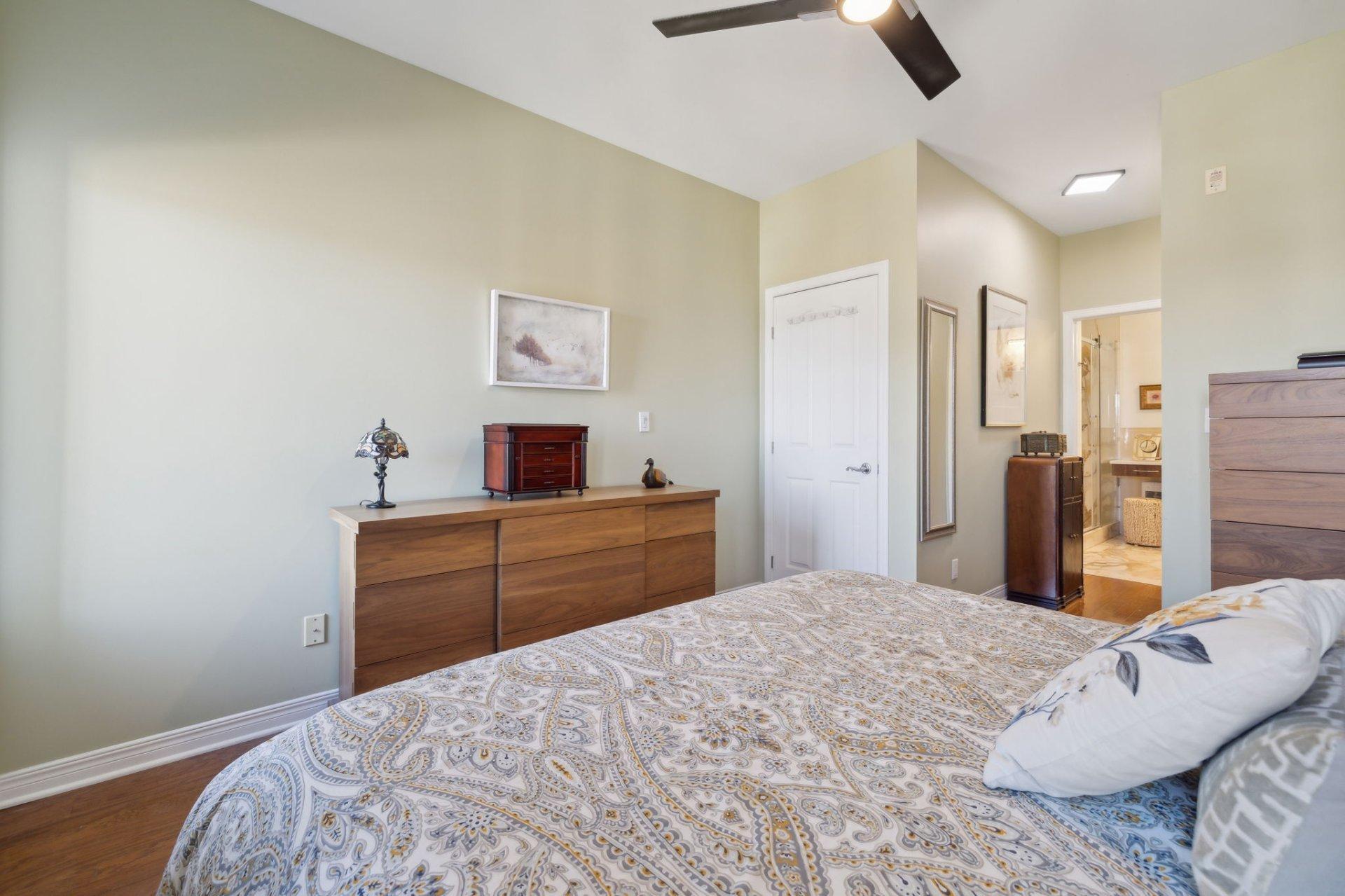 









100


Ch. Fraser

, 403,
Gatineau (Aylmer),




QC
J9H7S9

