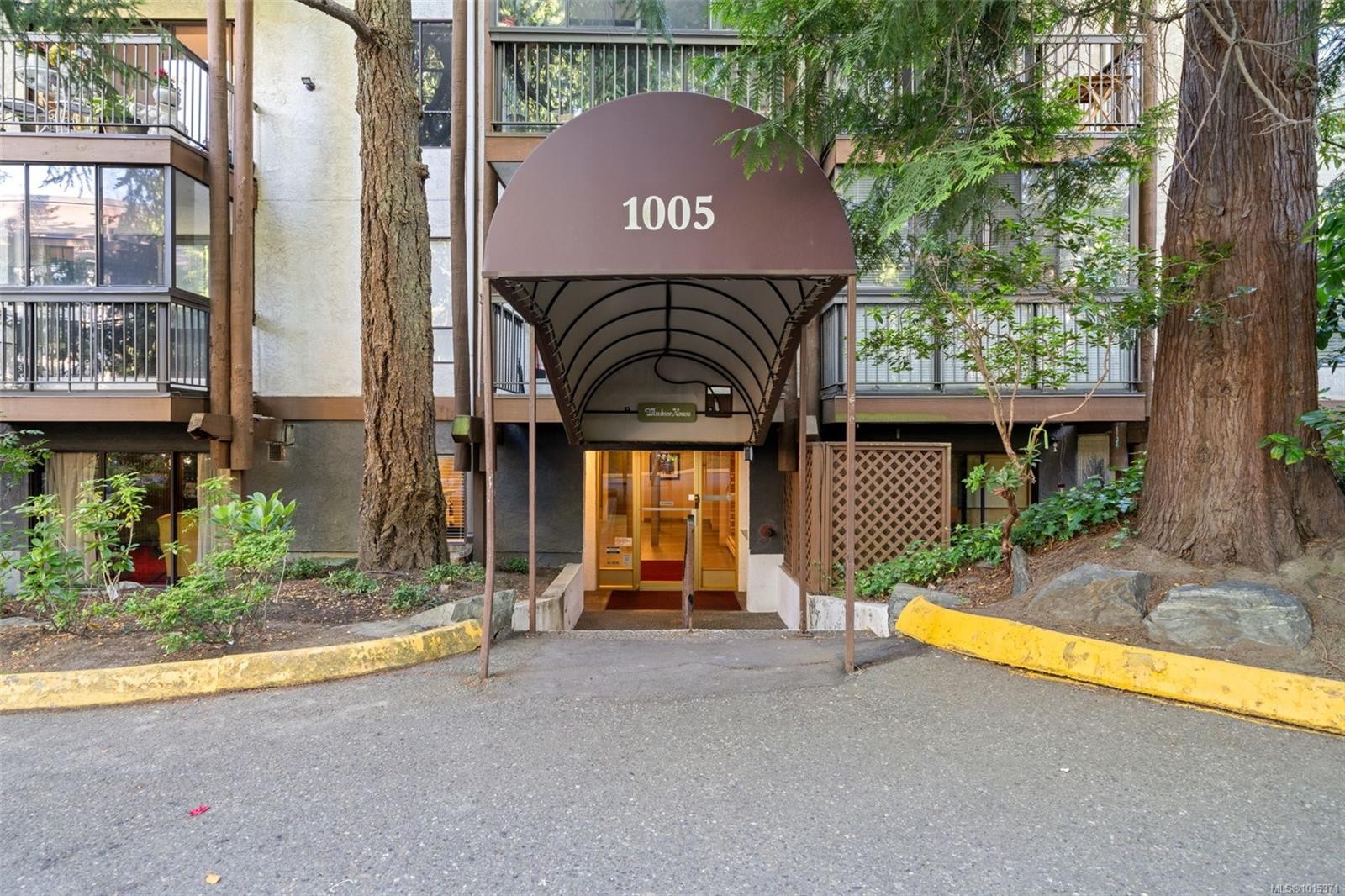 









1005


Mckenzie

Ave, 319,
Saanich,




BC
V8X 4A9

