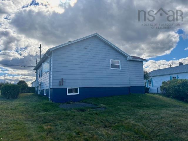 












3057 Hinchey Avenue

,
New Waterford,




NS
B1H 2K5

