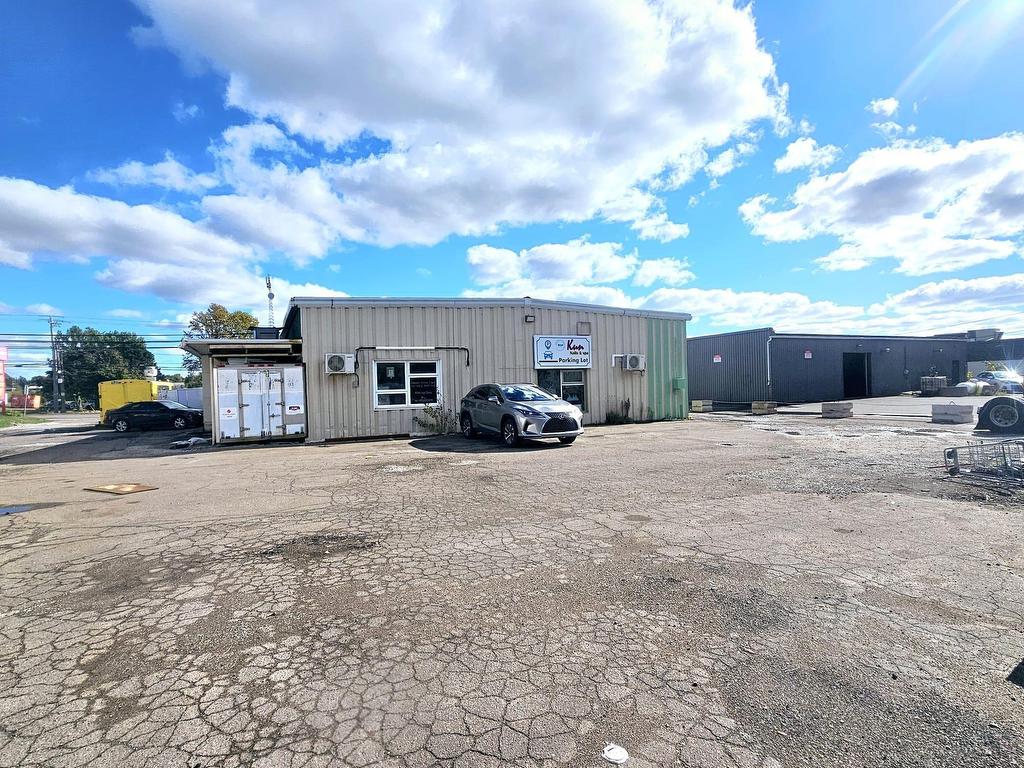 












421 University Avenue

,
Charlottetown,




PE
C1A 4N7

