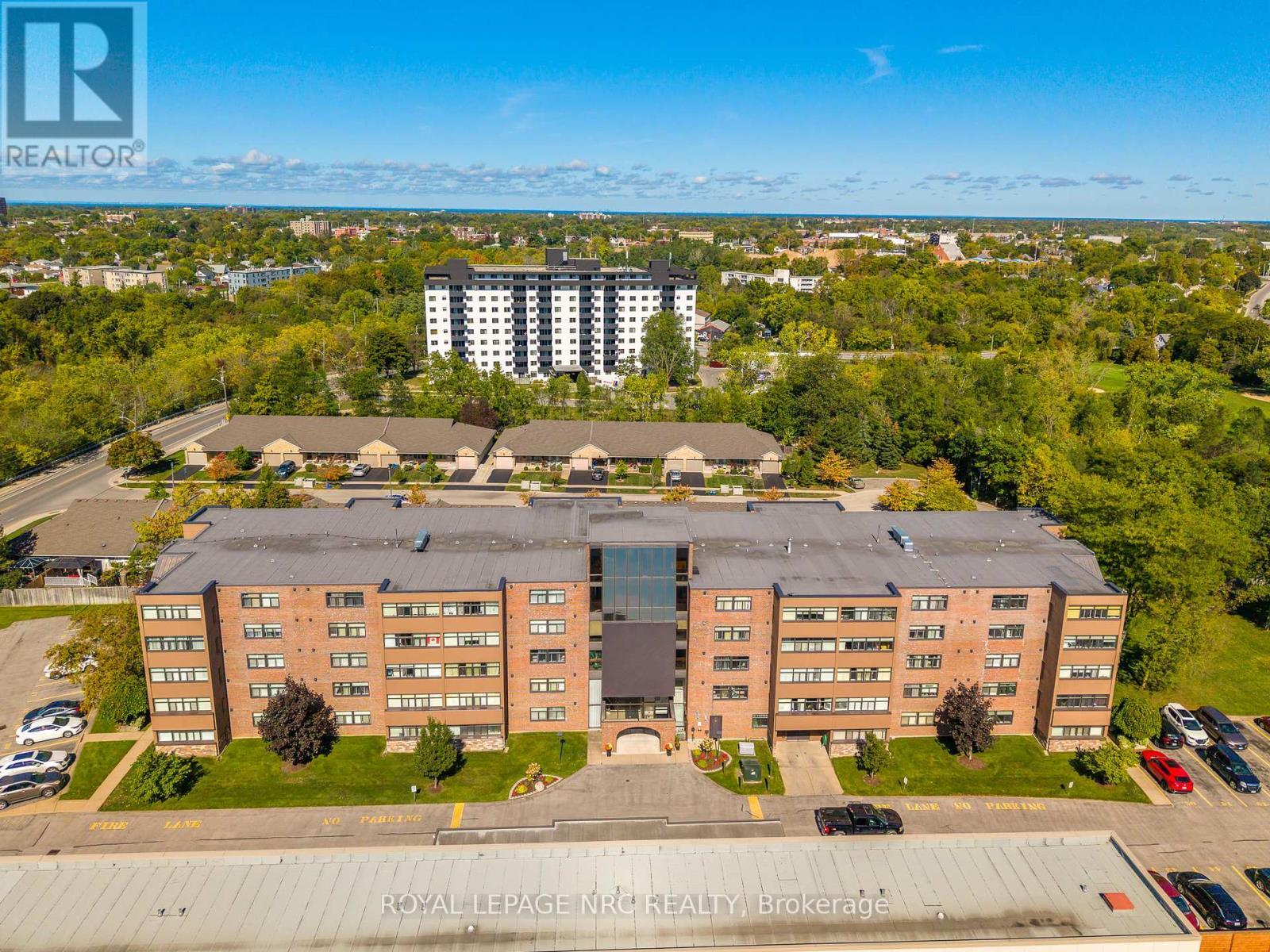 












201 - 276 OAKDALE AVENUE

,
St. Catharines (Oakdale),




Ontario
L2P3S5

