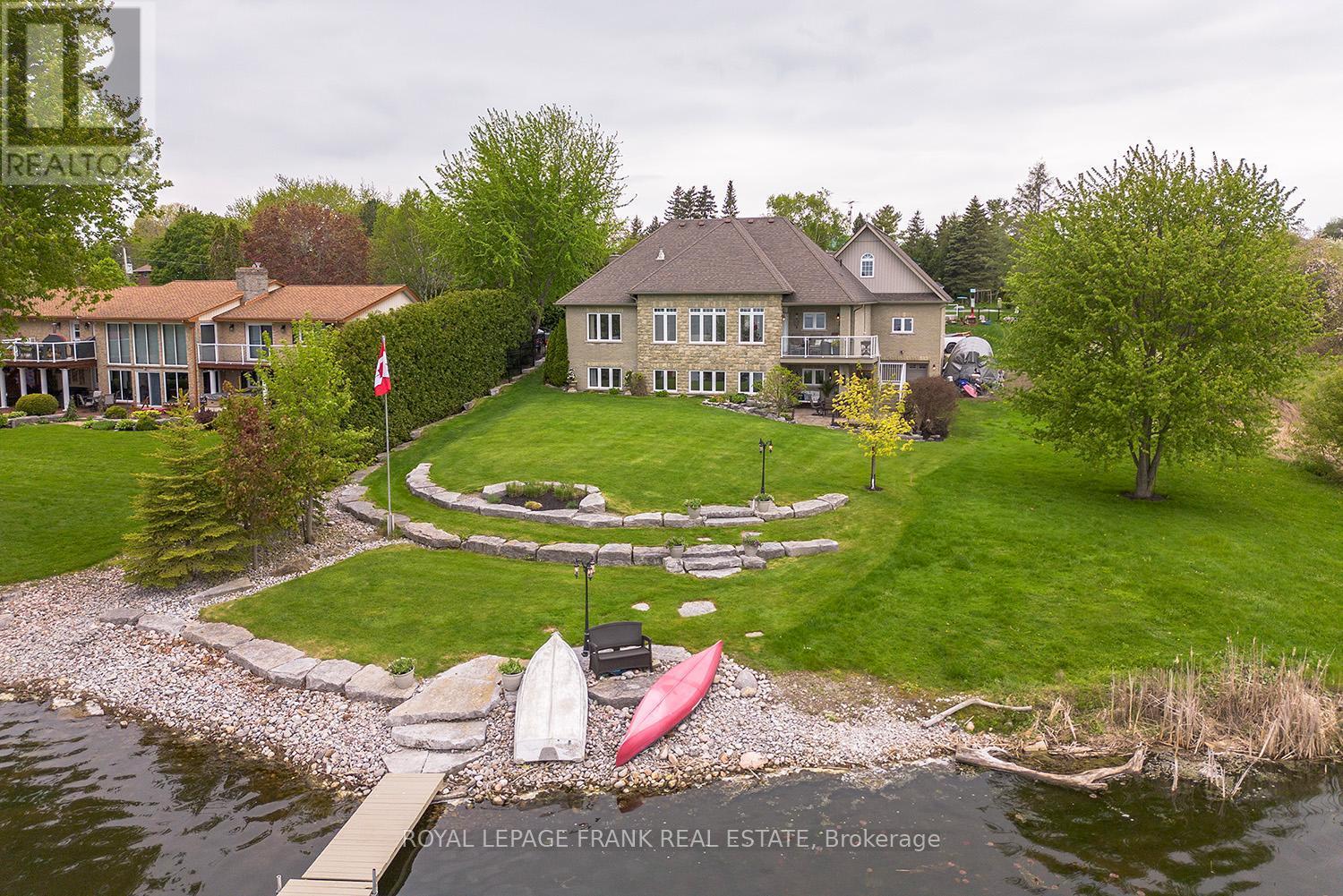 












24 GILSON POINT PLACE

,
Kawartha Lakes (Little Britain),




Ontario
K0M2C0

