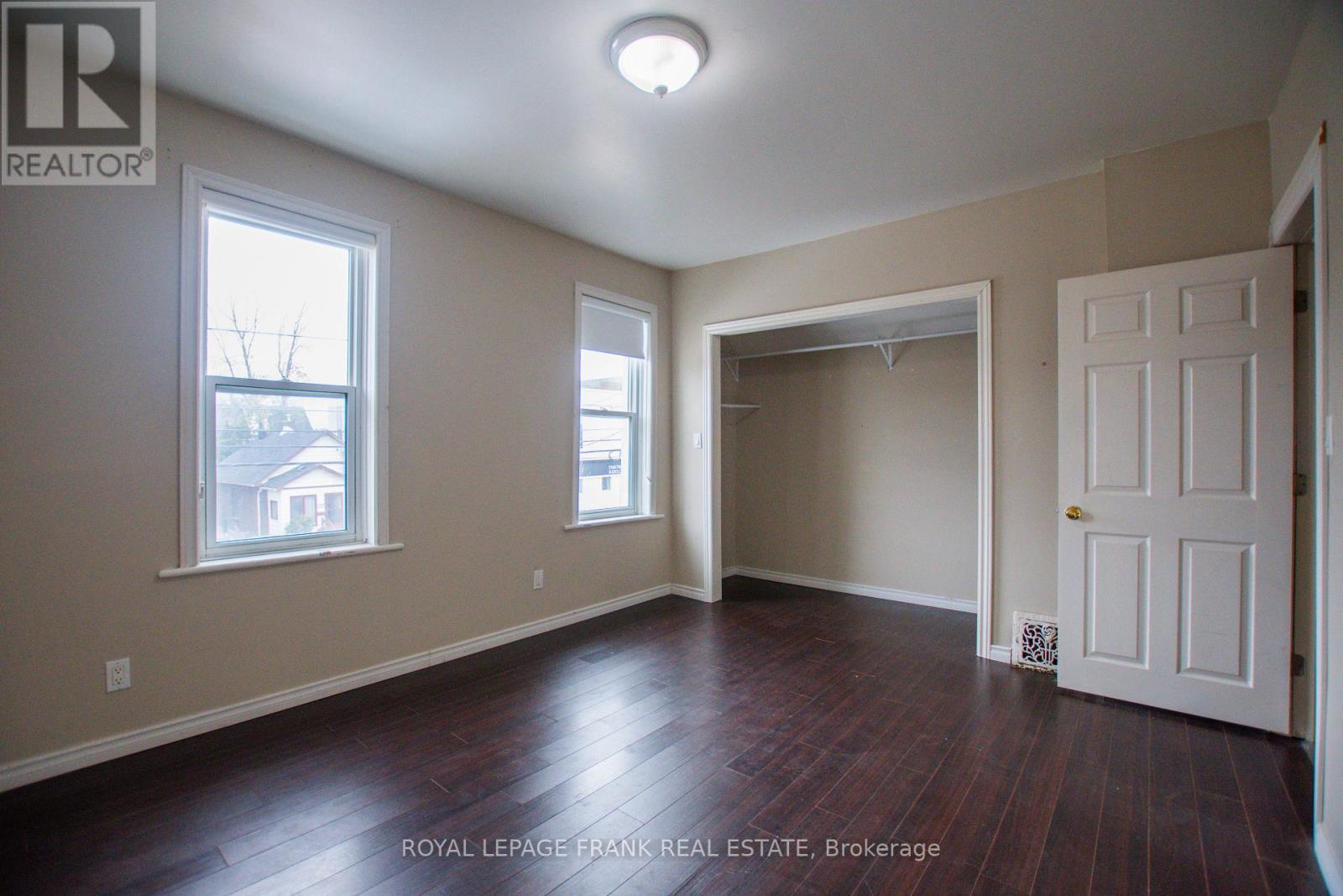 












340 REGINA STREET

,
North Bay (Central),




Ontario
P1B2J8

