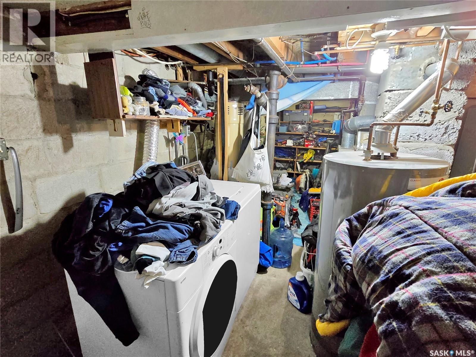 












203 U AVENUE S

,
Saskatoon,




Saskatchewan
S7M1R8

