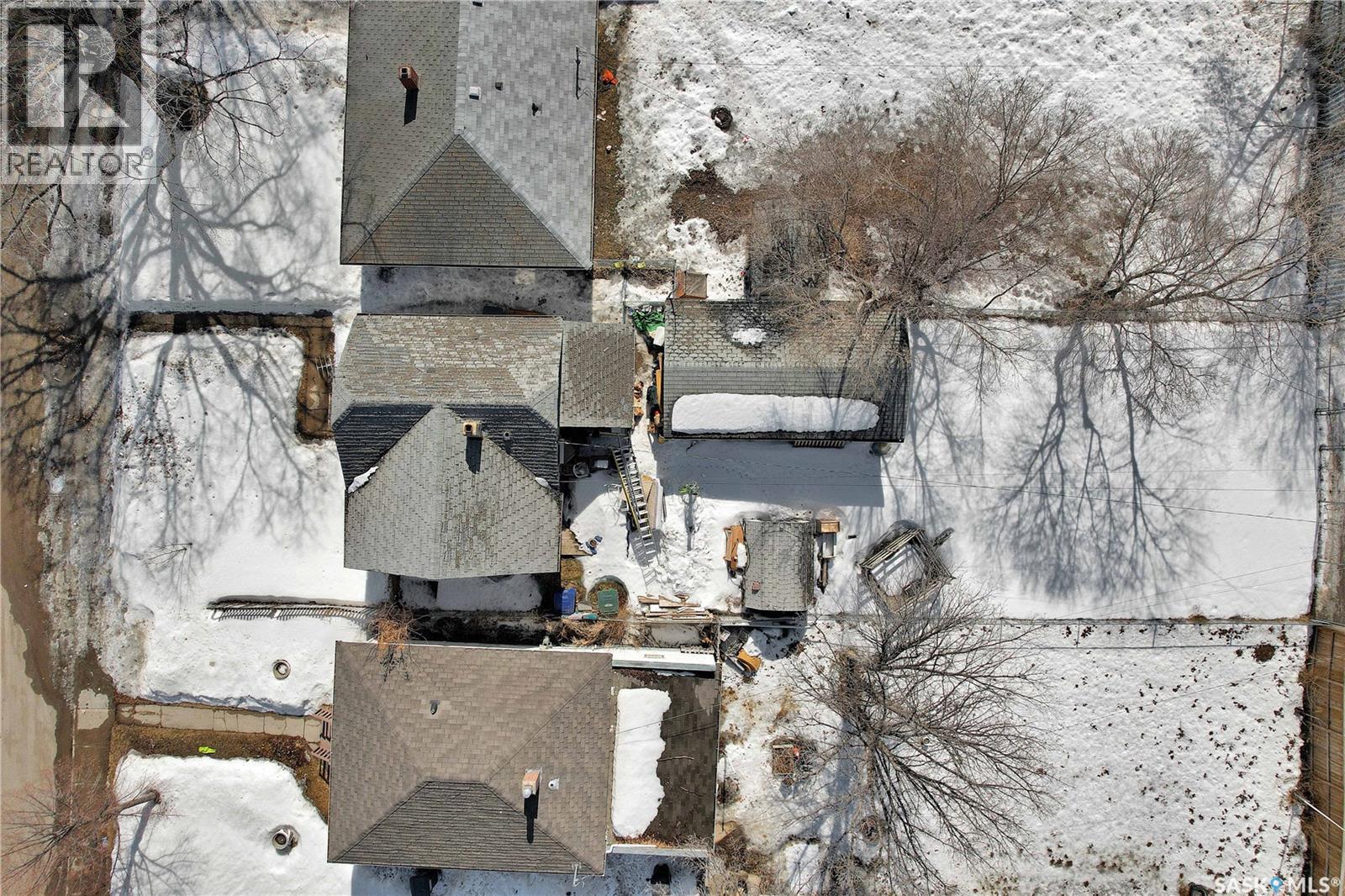 












203 U AVENUE S

,
Saskatoon,




Saskatchewan
S7M1R8

