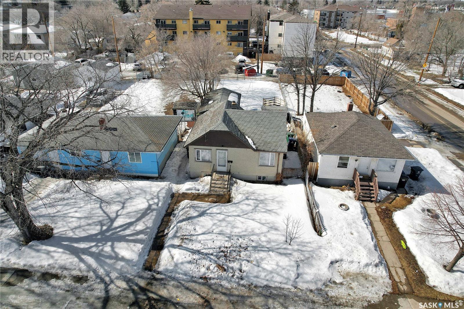 












203 U AVENUE S

,
Saskatoon,




Saskatchewan
S7M1R8

