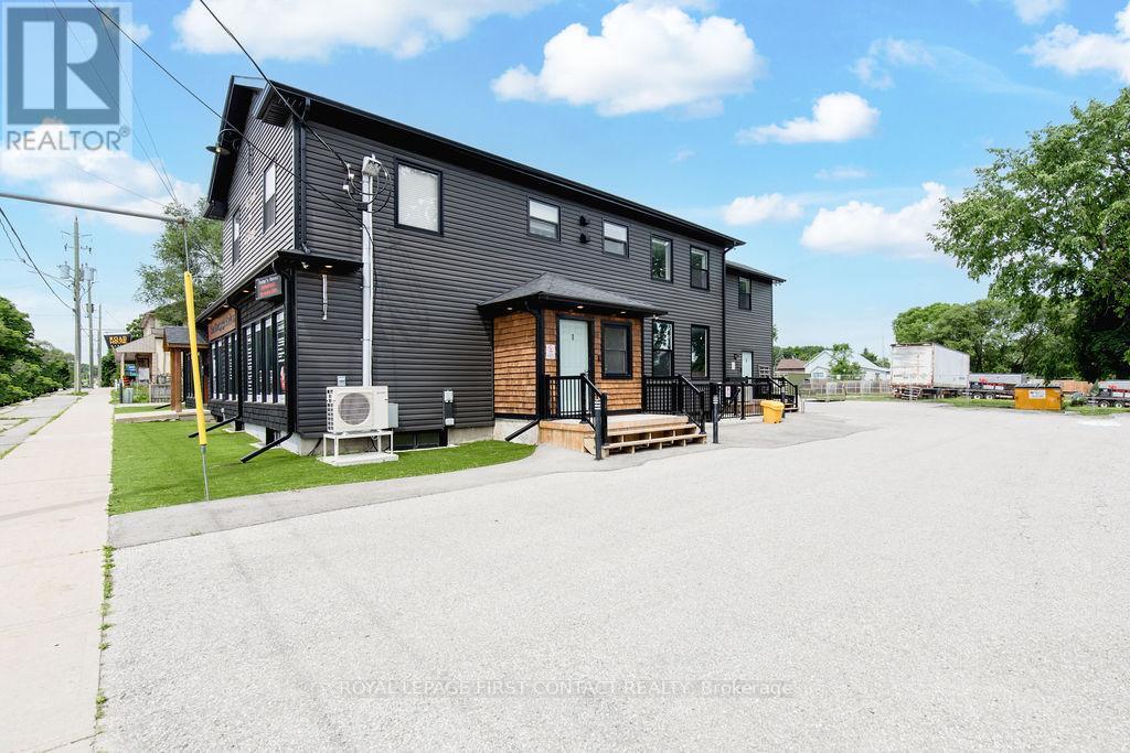 












1370 KILLARNEY BEACH ROAD

,
Innisfil,




Ontario
L0L1W0

