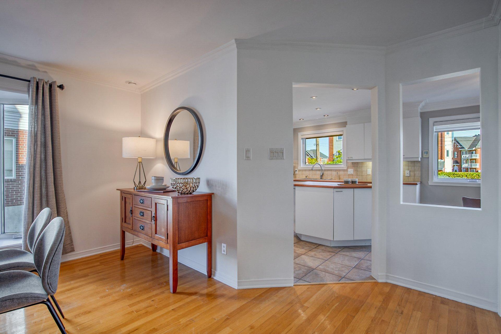 









427

 - 431


Rue François-V.-Malhiot

,
Boucherville,




QC
J4B7X1

