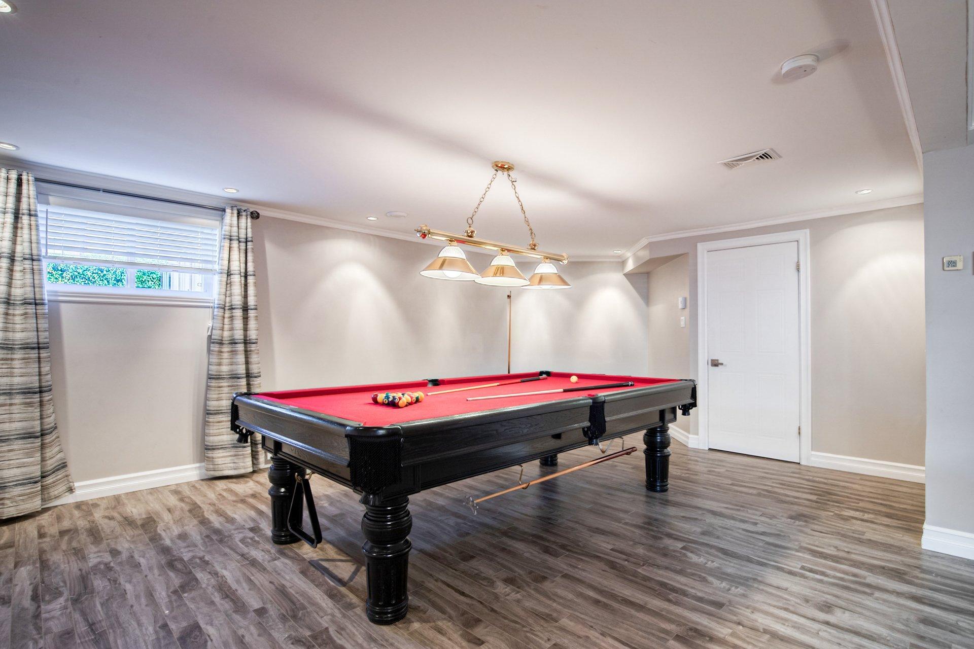 









427

 - 431


Rue François-V.-Malhiot

,
Boucherville,




QC
J4B7X1

