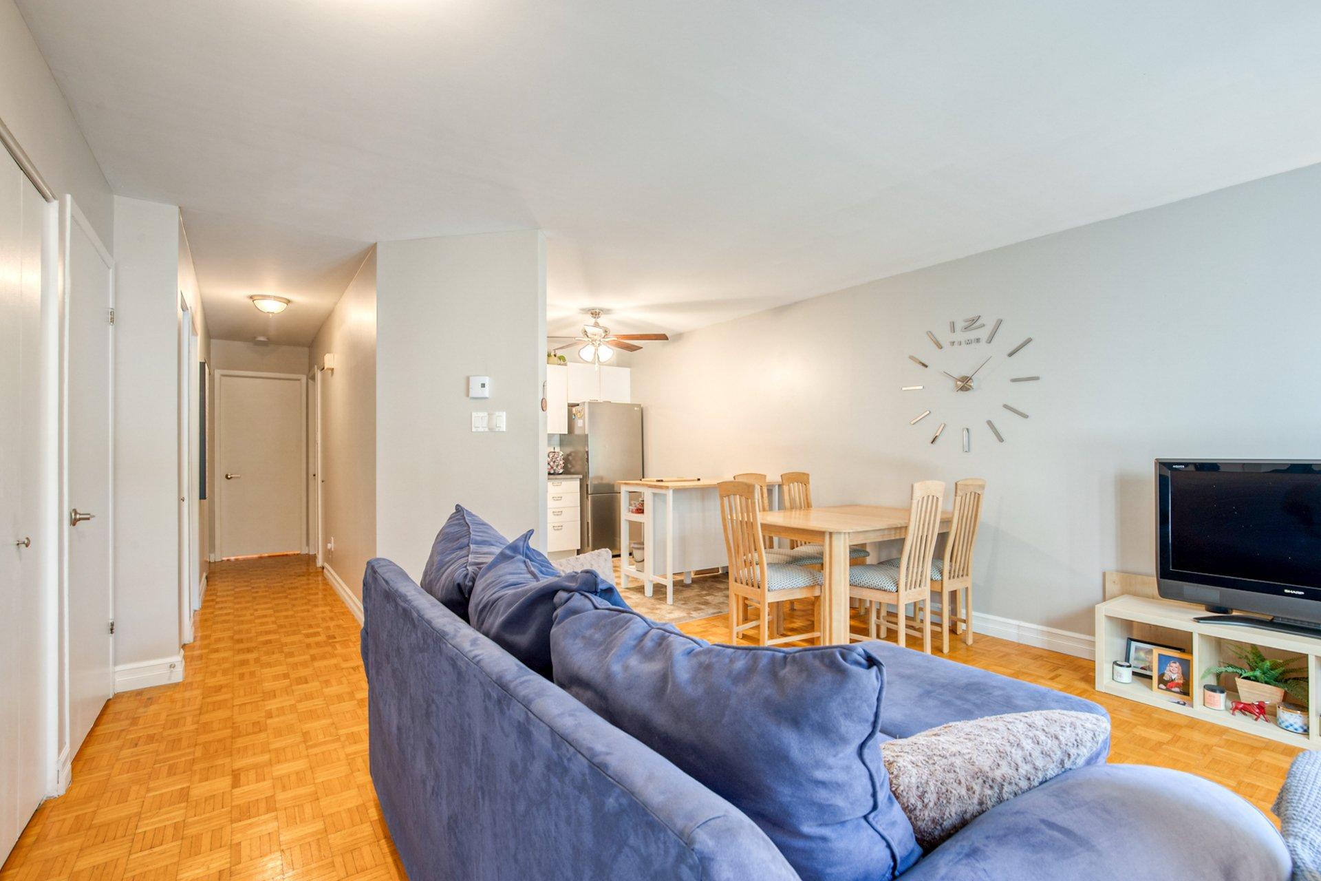 









427

 - 431


Rue François-V.-Malhiot

,
Boucherville,




QC
J4B7X1

