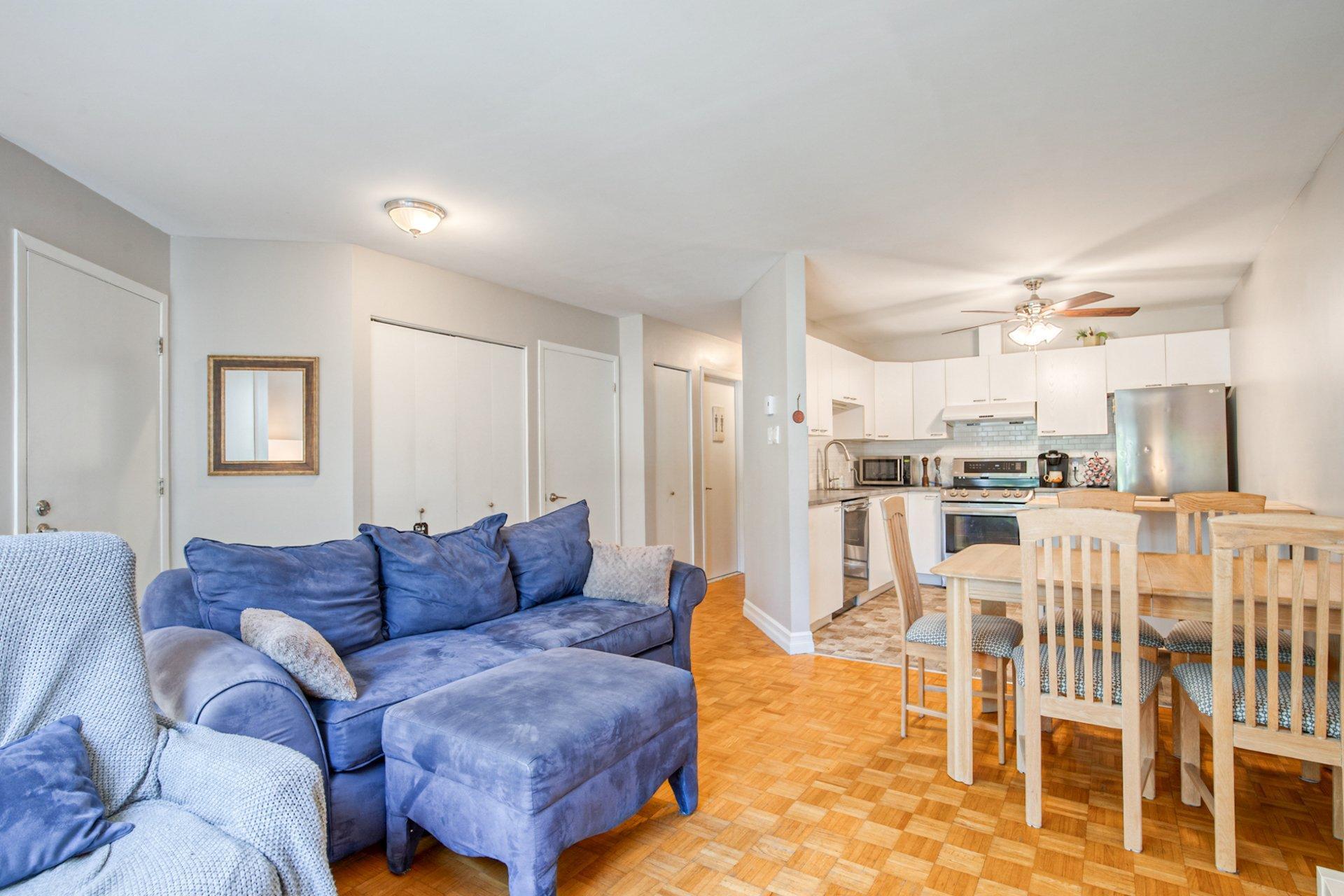 









427

 - 431


Rue François-V.-Malhiot

,
Boucherville,




QC
J4B7X1

