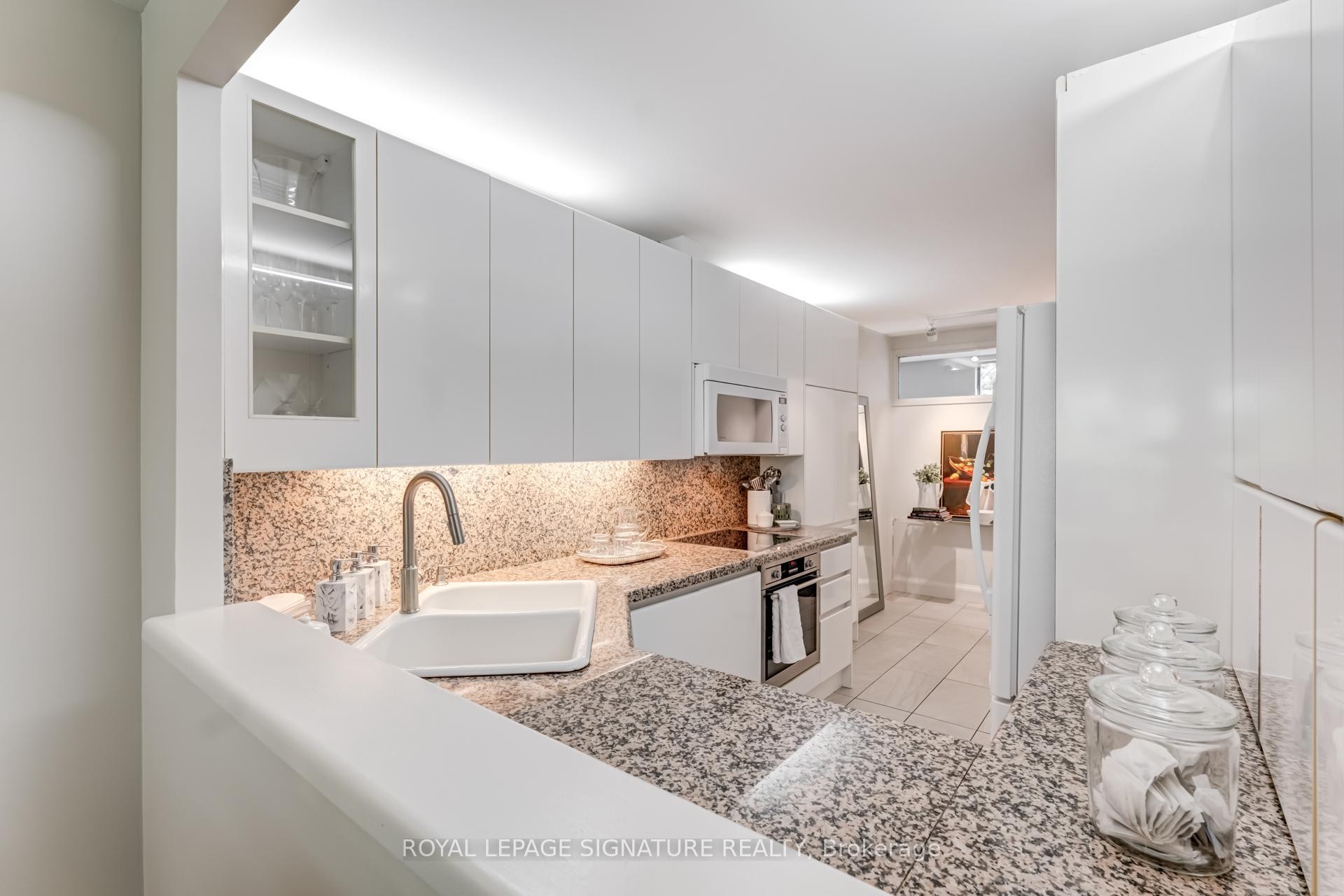 









142


Pears

Avenue, B2,
Toronto,




ON
M5R 1T2

