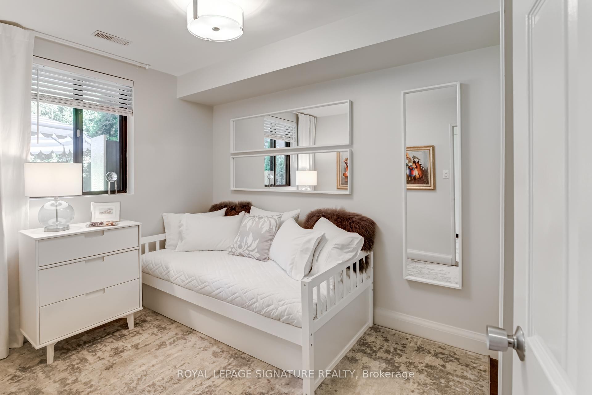 









142


Pears

Avenue, B2,
Toronto,




ON
M5R 1T2


