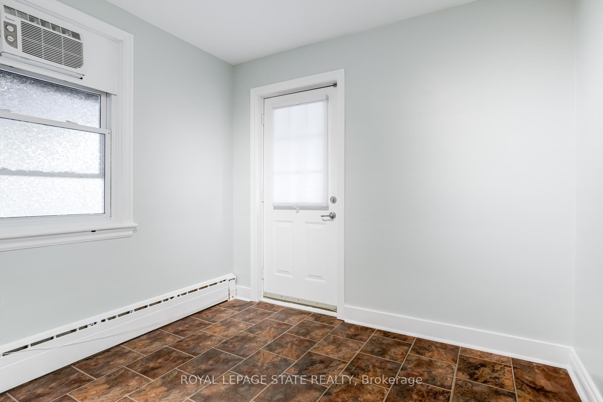 









15


empress

Avenue,
Hamilton,




ON
L9A 1M1

