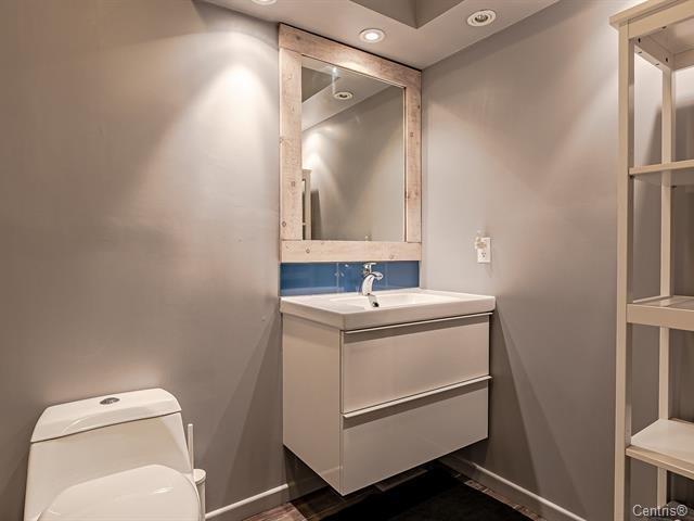 









5


Rue Cloutier

,
Sainte-Agathe-des-Monts,




QC
J8C1C8


