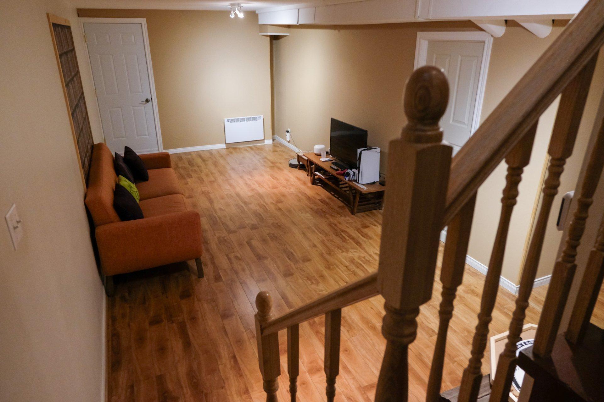 









5


Rue Cloutier

,
Sainte-Agathe-des-Monts,




QC
J8C1C8


