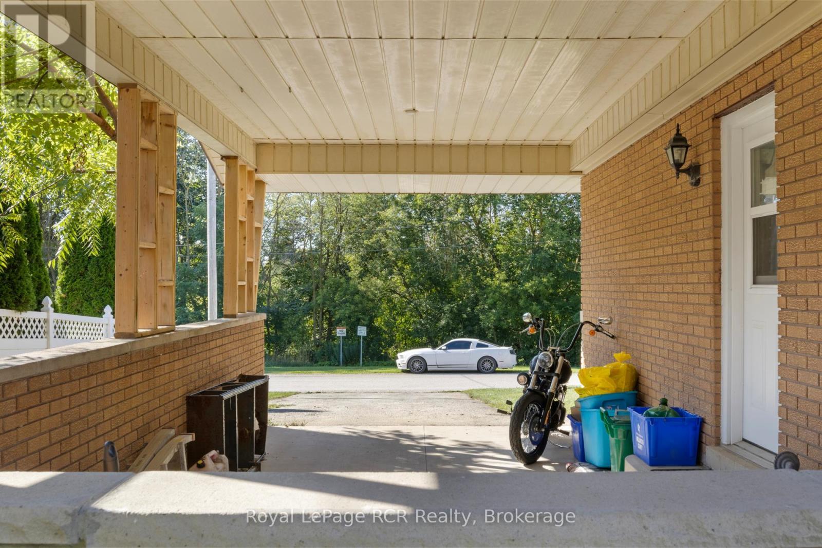 












141 NORTH WATER STREET W

,
Wellington North (Mount Forest),




Ontario
N0G2L3

