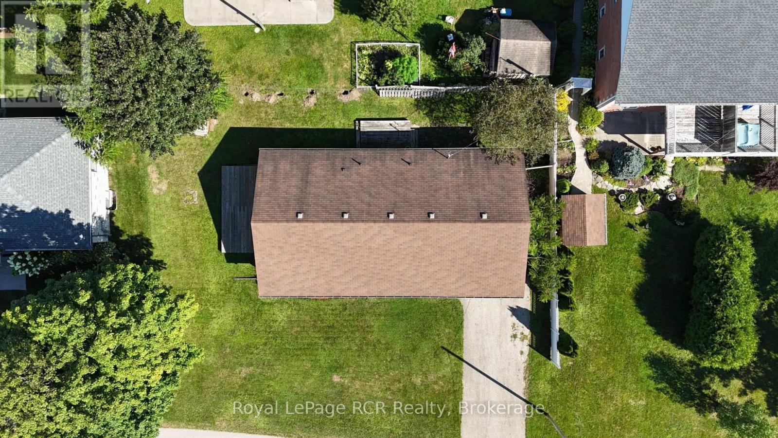 












141 NORTH WATER STREET W

,
Wellington North (Mount Forest),




Ontario
N0G2L3

