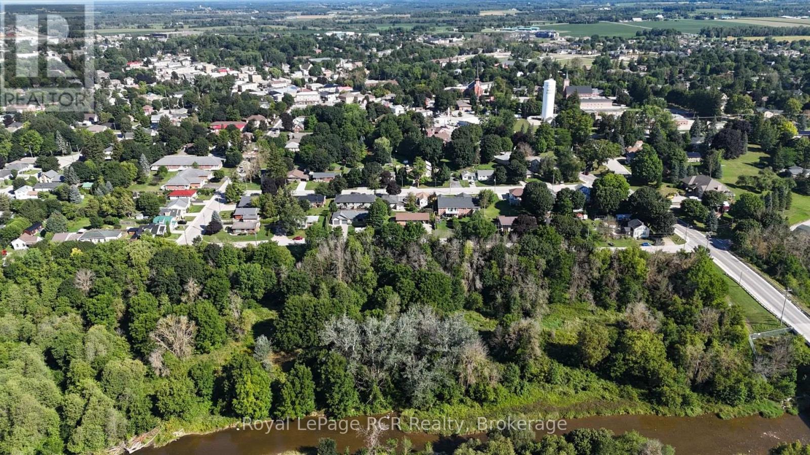 












141 NORTH WATER STREET W

,
Wellington North (Mount Forest),




Ontario
N0G2L3

