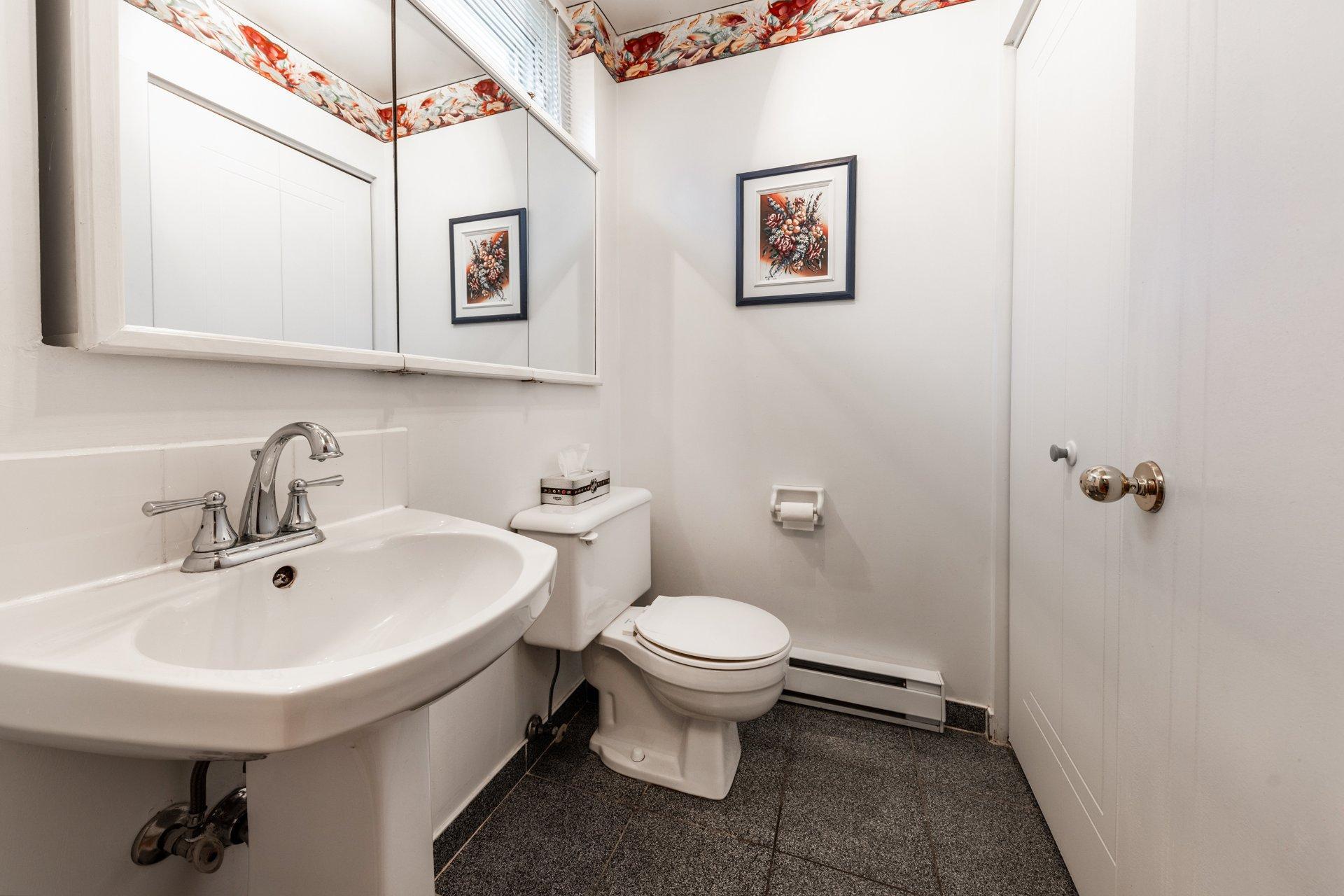 









10056


Rue Sylvain-Garneau

,
Montréal (Rivière-des-Prairies/Pointe-aux-Trembles),




QC
H1C2G3

