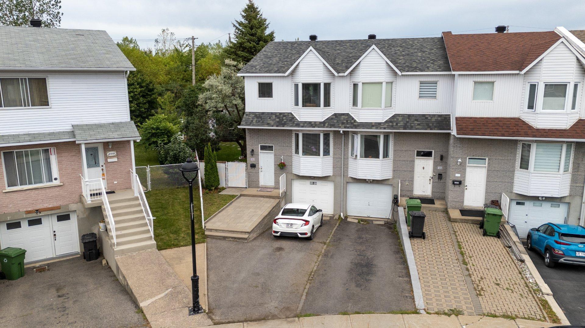 









10056


Rue Sylvain-Garneau

,
Montréal (Rivière-des-Prairies/Pointe-aux-Trembles),




QC
H1C2G3


